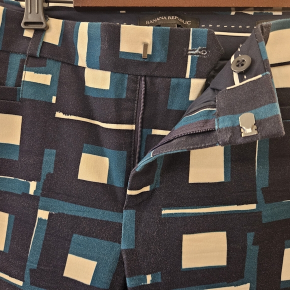 Banana Republic Blue and Cream Cropped Pants - Picture 1 of 4